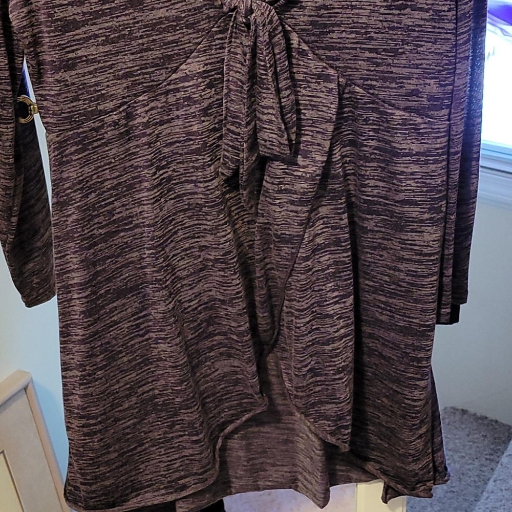 Clothes - Picture 2 of 2